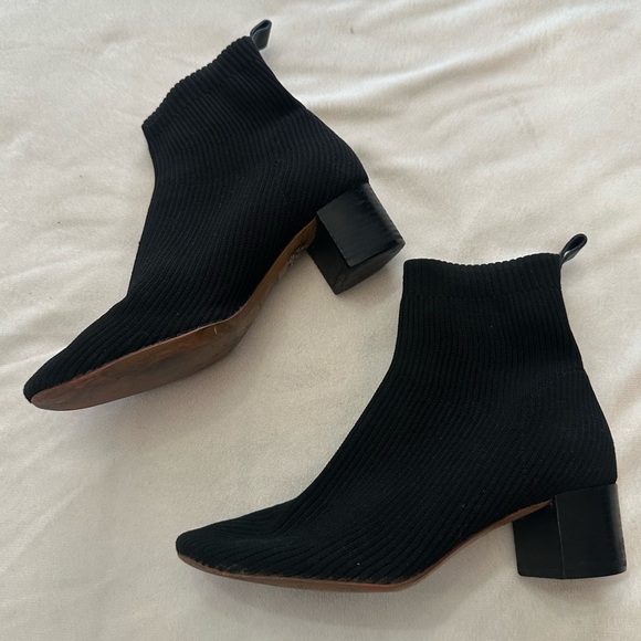 Everlane Women's Black The Glove Boots Size 6 - Picture 7 of 11